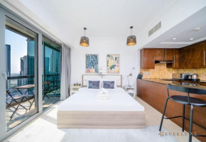 Everluxe Stylish Studio In Downtown Dubai